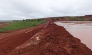 Vỡ đê quai hồ thải quặng bauxite