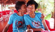 Xôn xao đám cưới đồng tính