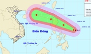 Bão giật cấp 14-15 tiến nhanh vào Biển Đông
