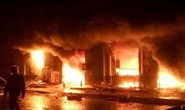 Cháy lớn ở chợ phố Hiến, thiệt hại cả trăm tỉ đồng