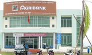 Giám đốc ngân hàng treo cổ chết bí ẩn