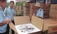 Bắt 2 cán bộ hải quan