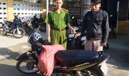 Trộm chó còn ném ớt bột vào cảnh sát