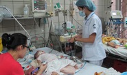 Trước giờ Bộ trưởng Y tế thị sát: Anh tử vong, em nguy kịch vì sởi