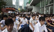 Hồng Kông: Hỗn loạn bên ngoài trụ sở chính quyền