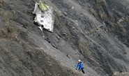 Germanwings 4U9525: Một phi công “bị nhốt ngoài buồng lái”