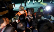 Vụ lật tàu Trung Quốc: 65 người chết, hơn 370 người mất tích
