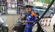 Giá xăng giảm 180 đồng/lít từ 15 giờ hôm nay