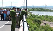 Nam thanh niên treo cổ chết dưới cầu