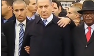 Thủ tướng Israel làm khách không mời ở Paris