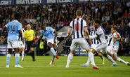Yaya Toure lập cú đúp, Man City lên ngôi đầu giải Ngoại hạng