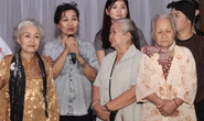 NS Xuân Hương mang tình thương đến khu dưỡng lão nghệ sĩ