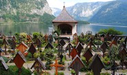Ngôi nhà xương sọ giữa ngôi làng đẹp nhất nước Áo