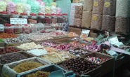 Bánh kẹo Trung Quốc gắn mác đặc sản Việt