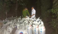 Ngăn chặn 2 tấn mỡ bẩn sắp tràn xuống TP HCM