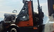 Tài xế kịp lao ra khỏi xe cháy trên đường cao tốc