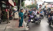 Một người bị chém lìa tay trên đường phố TP HCM