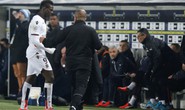 Balotelli lại bị đuổi, Nice lâm nguy