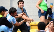 CĐV Brazil và Argentina nện nhau tơi bời khi xem quần vợt Olympic