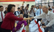Chủ tịch Quốc hội Nguyễn Thị Kim Ngân tươi tắn đi bầu cử