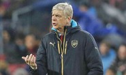 HLV Wenger chê học trò dứt điểm kém