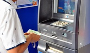 Đến lượt Vietinbank tăng phí rút tiền qua ATM