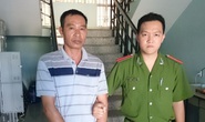 Bị nghi ăn trộm, bảo vệ UBND phường táo tợn đưa hối lộ