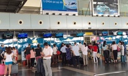 2 nam hành khách đánh nữ nhân viên hàng không ở Nội Bài