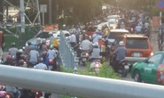 Thường xuyên chạy ngược chiều