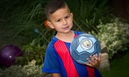 Man City ký hợp đồng với cầu thủ… lên 3