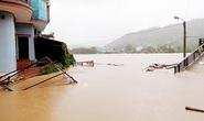 Quảng Ninh: 1 huyện bị cô lập hoàn toàn trong nước lũ