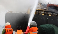 Cháy tàu nước ngoài 27.000 tấn trên Vịnh Bái Tử Long