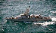 Hải quân Mỹ bắn cảnh cáo tàu Iran