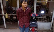 Hiệp sĩ cùng dân vây bắt kẻ nghiện trộm xe máy