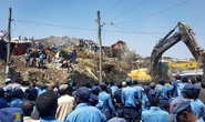 Bị núi rác chôn vùi, 48 người chết