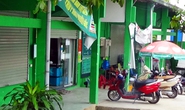 Chồng đâm vợ trong cửa hàng rồi tự sát