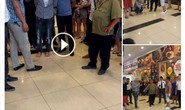 Người đàn ông nghi dâm ô với thiếu nữ tại trung tâm thương mại