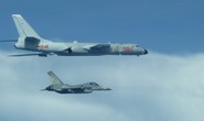 Chiến đấu cơ Đài Loan theo đuôi máy bay ném bom Trung Quốc