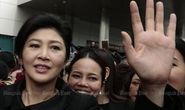 Bà Yingluck bị thu hồi hộ chiếu