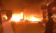 Cháy kinh hoàng ở chợ đêm Phú Quốc