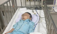 Bé trai bị bạo hành chấn thương sọ não đã xuất viện