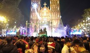 Hà Nội: Mọi đường đến Nhà thờ Lớn tắc nghẽn đêm Noel