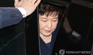 Cựu tổng thống Hàn Quốc bị thẩm vấn từ sáng đến đêm