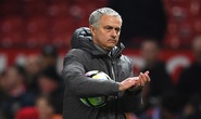 Mourinho sợ chỉ trích trọng tài dù M.U mất điểm