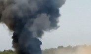 Máy bay Nga đâm xuống đất nổ tung, 2 người thiệt mạng