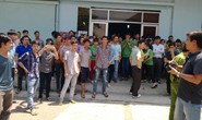 Công ty dời xưởng, công nhân bức xúc ngừng việc