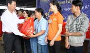 LĐLĐ Khánh Hoà hỗ trợ người lao động đón tết