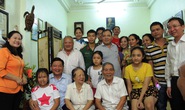 Bí thư Đinh La Thăng thăm vận động viên khuyết tật