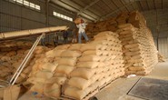 “Cởi trói” cho gạo xuất khẩu
