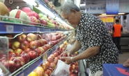 Nhập khẩu ồ ạt, hàng nội lao đao